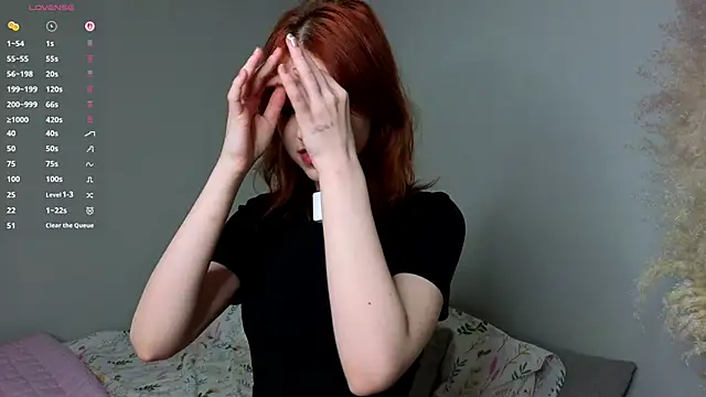 Snapshot of Land_Of_Ozz chatting on November 17, 2025, 8:07 am Land Of Ozz online show from November 17, 2025, 8:07 am