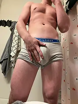 fitwhitecock online show from October 30, 2025, 5:10 pm