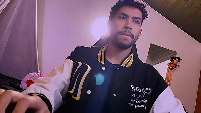 3v1l online show from March 4, 2026, 2:08 am