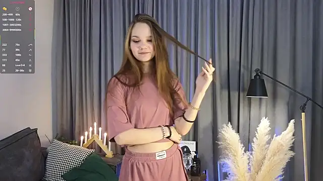 KarlaMagnett online show from December 4, 2025, 3:11 pm