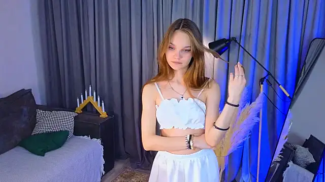 KarlaMagnett online show from November 21, 2025, 3:22 pm