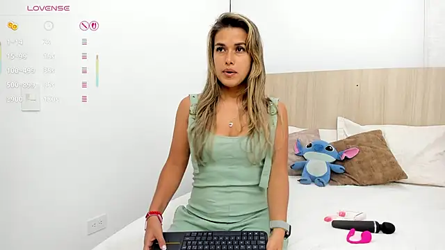 Snapshot of camila_borbon chatting on January 8, 2026, 11:16 am camila borbon online show from January 8, 2026, 11:16 am