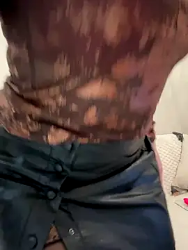 HotLdyllic online show from December 21, 2025, 3:57 pm