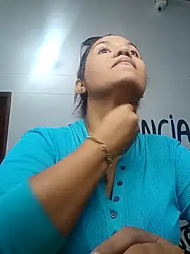 Snapshot of Samaraa_Lee chatting on November 11, 2025, 11:38 am Samaraa Lee online show from November 11, 2025, 11:38 am