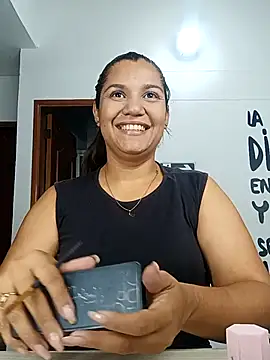 Snapshot of Samaraa_Lee chatting on November 25, 2025, 11:54 am Samaraa Lee online show from November 25, 2025, 11:54 am