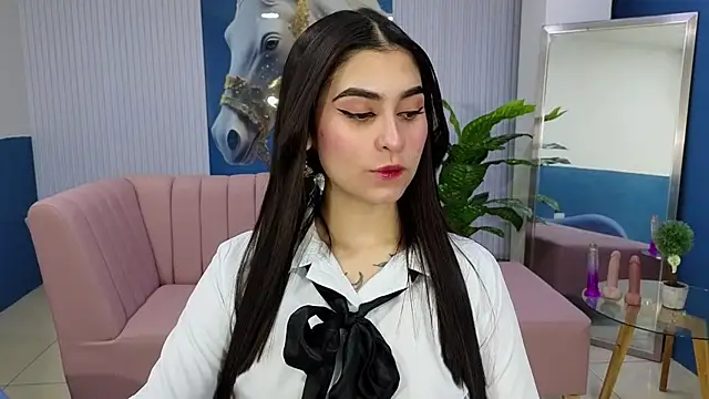 amy lovelydoll online show from May 9, 2026, 6:55 pm
