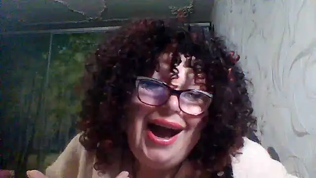 Milaniya606 online show from April 11, 2026, 2:52 am