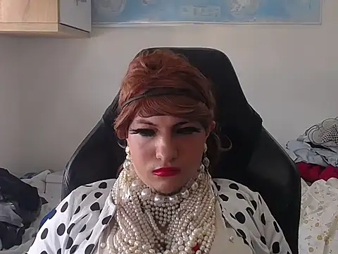 Snapshot of VanesaCrossic chatting on April 1, 2026, 9:43 am VanesaCrossic online show from April 1, 2026, 9:43 am