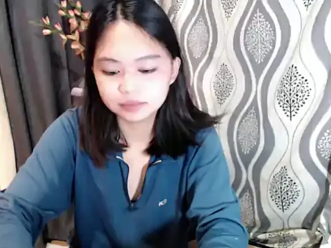 lustfullakim online show from February 20, 2026, 4:53 am