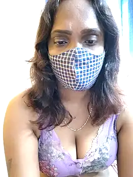 Queen-dhivya online show from December 21, 2025, 4:25 am