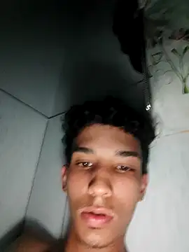 Snapshot of sougostoso18 chatting on October 31, 2025, 9:39 am sougostoso18 online show from October 31, 2025, 9:39 am