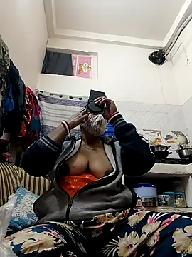 Hot-Sana2 online show from November 23, 2025, 6:40 pm