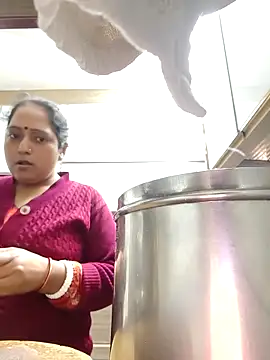 Hot-Sana2 online show from February 18, 2026, 5:16 am