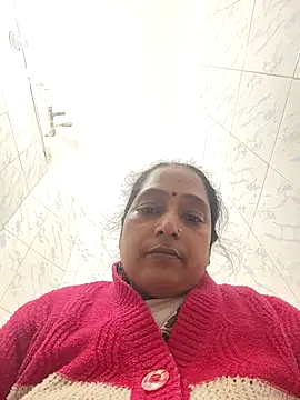 Hot-Sana2 online show from December 5, 2025, 4:22 am