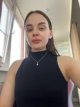 KristiRich online show from April 17, 2026, 10:07 am