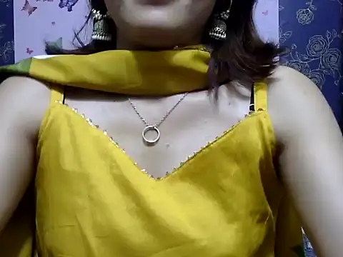 maira 33 online show from February 21, 2026, 9:44 am