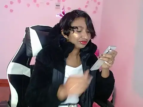 Samanta 777 online show from December 21, 2025, 8:20 pm