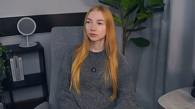 Snapshot of TariHedrix chatting on November 3, 2025, 8:40 am TariHedrix online show from November 3, 2025, 8:40 am