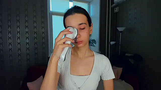 JacalynSchreiber online show from November 16, 2025, 7:02 am