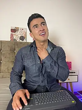 Chris Clarck online show from January 8, 2026, 8:48 pm