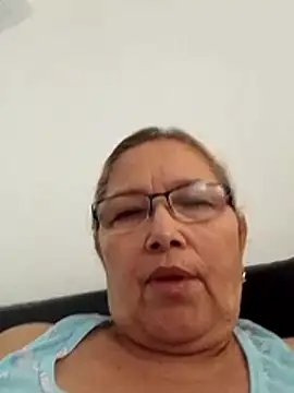 Snapshot of Cessi50 chatting on November 28, 2025, 2:39 pm Cessi50 online show from November 28, 2025, 2:39 pm