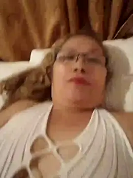 Snapshot of Cessi50 chatting on December 1, 2025, 1:17 am Cessi50 online show from December 1, 2025, 1:17 am