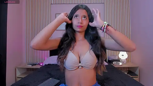 Snapshot of AshleyCooper2 chatting on November 14, 2025, 5:38 pm AshleyCooper2 online show from November 14, 2025, 5:38 pm