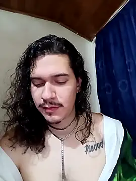 OnixAgata0 online show from November 2, 2025, 11:10 pm