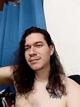 Snapshot of OnixAgata0 chatting on February 7, 2026, 4:09 am OnixAgata0 online show from February 7, 2026, 4:09 am