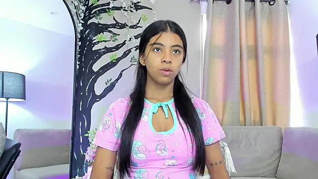  Anna Maria online show from December 3, 2025, 7:24 pm