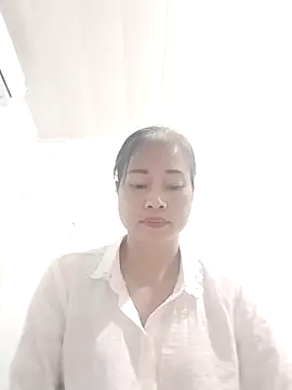 Kiuwi-omao online show from November 7, 2025, 1:32 am