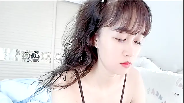 lookbyby online show from January 15, 2026, 3:54 am