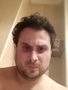 Snapshot of Gitano_2312 chatting on November 1, 2025, 5:29 pm Gitano 2312 online show from November 1, 2025, 5:29 pm