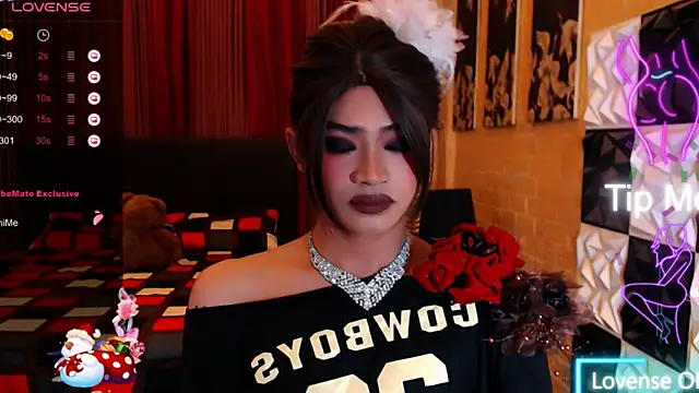 AthisaMooreTS online show from January 8, 2026, 8:42 am