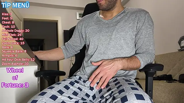 gizemllixxx online show from November 20, 2025, 3:45 pm