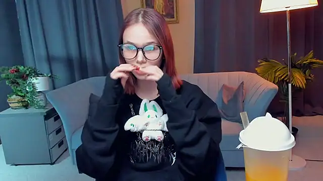 Snapshot of BlairAmmon chatting on November 11, 2025, 8:31 am BlairAmmon online show from November 11, 2025, 8:31 am