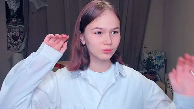 Snapshot of BlairAmmon chatting on November 17, 2025, 8:40 am BlairAmmon online show from November 17, 2025, 8:40 am