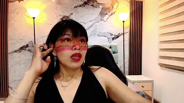 EsmeraldaChantre online show from December 2, 2025, 11:45 am