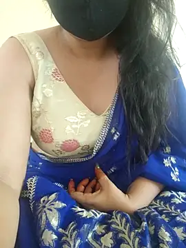 mouni499 online show from May 24, 2026, 5:07 am