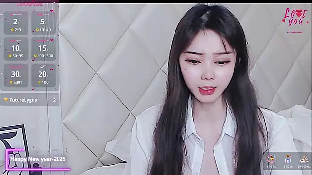 Snapshot of YAOYAO-2025 chatting on February 3, 2026, 11:21 pm YAOYAO-2025 online show from February 3, 2026, 11:21 pm