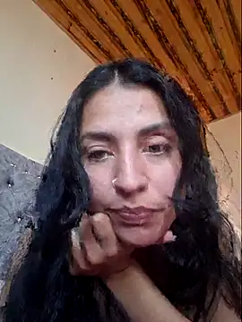 Snapshot of GISELLA__ chatting on July 14, 2026, 9:21 pm GISELLA online show from July 14, 2026, 9:21 pm