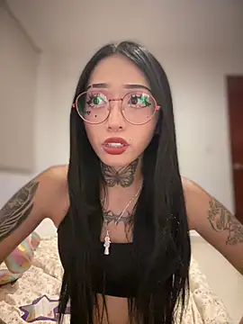 Snapshot of JIORYOvO chatting on March 3, 2026, 4:41 am JIORYOvO online show from March 3, 2026, 4:41 am