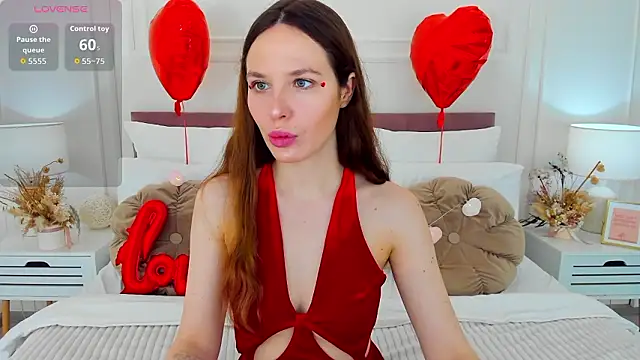 MonaRicci online show from February 14, 2026, 1:33 pm