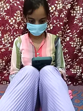 American tourist online show from November 4, 2025, 3:21 am