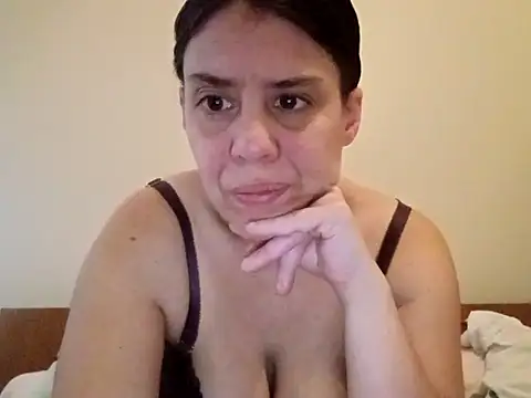 hotnathy69 online show from January 8, 2026, 8:09 am