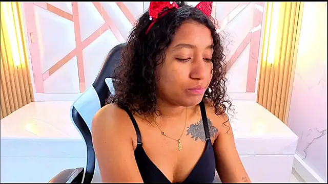 ninadelight tp online show from November 28, 2025, 12:38 pm