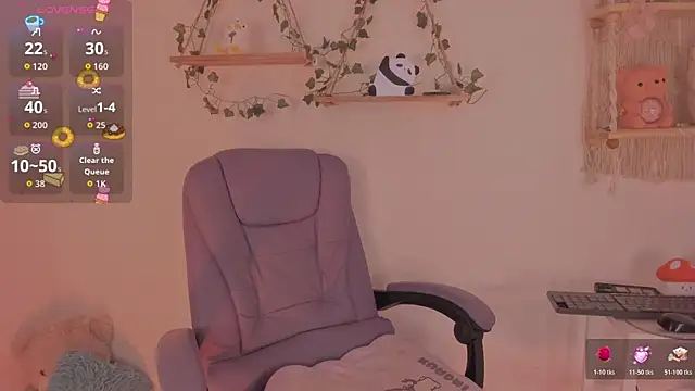 bergmanamii online show from November 13, 2025, 10:13 pm