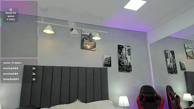 kendra london online show from April 7, 2026, 11:12 am