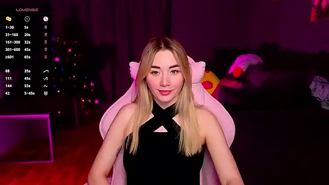 Snapshot of Rosie_Mac chatting on February 12, 2026, 2:22 am Rosie Mac online show from February 12, 2026, 2:22 am