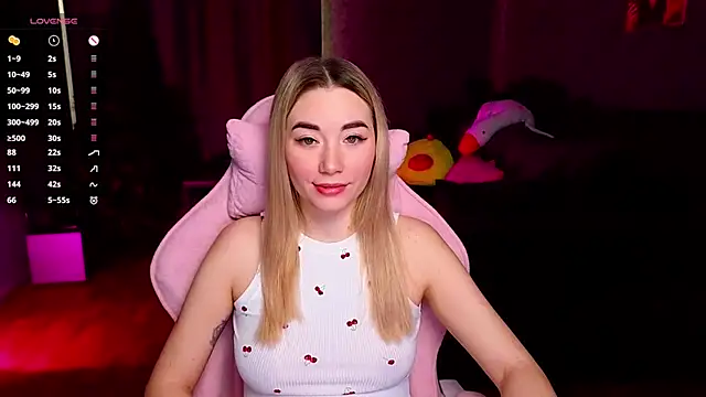 Snapshot of Rosie_Mac chatting on February 25, 2026, 2:56 am Rosie Mac online show from February 25, 2026, 2:56 am